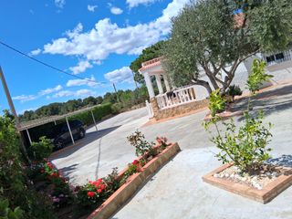 Vendo  CHALET NAQUERA