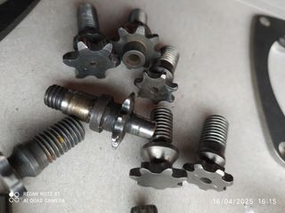 Pignoni minimoto vari nuovi e usati