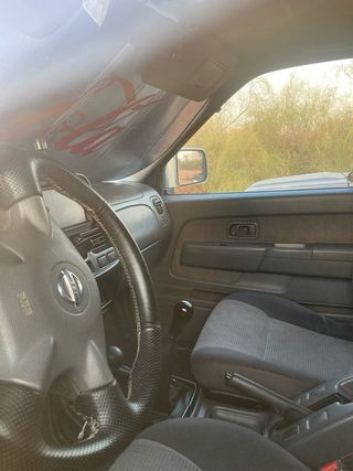Nissan Pick-up 2003