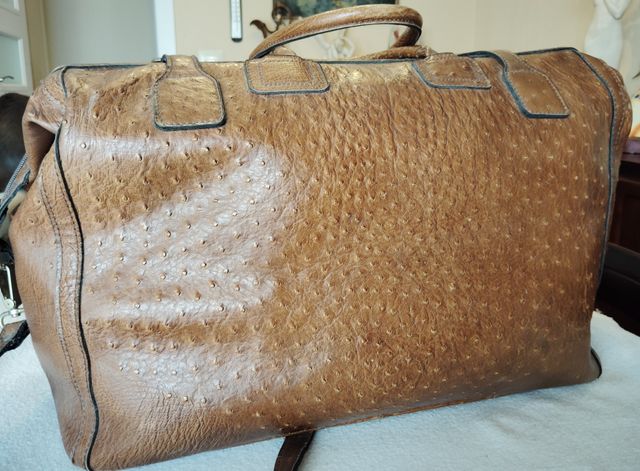 Maleta piel de avestruz