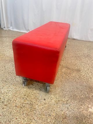 Banco pie de cama piel