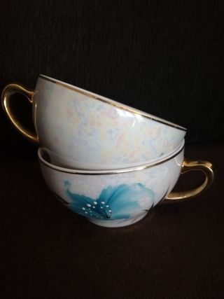 Tazas Tu y Yo antiguas