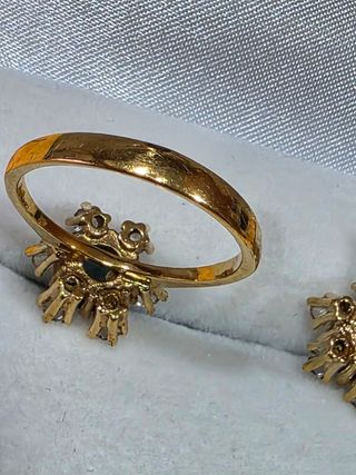 JUEGO DE SORTIJA Y PENDIENTES