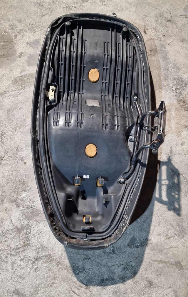 Asiento Honda Phanteon 150 cc