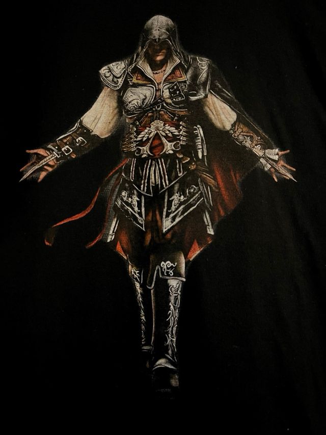 Maglietta nera con stampa Assassin’s Creed