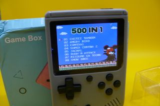 A Consola Game Box Plus 500 in 1