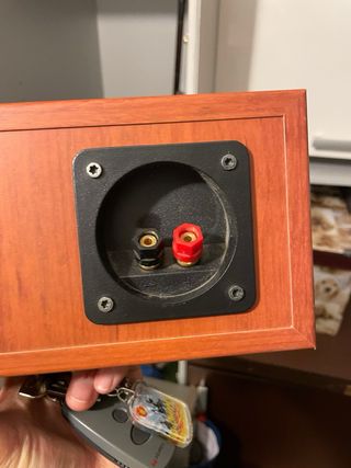 Altavoz central infinity