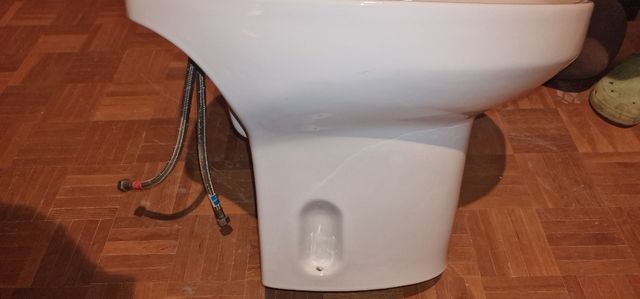 Bidet roca mod. Vitoria con grifo