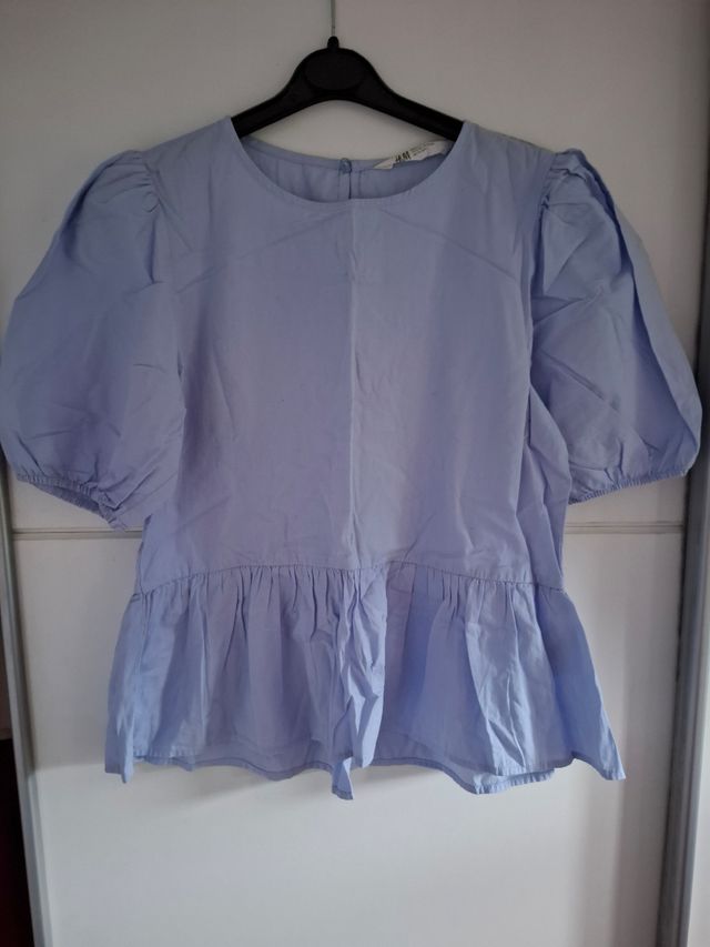 Blusa estilo peplum