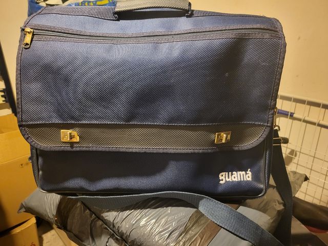 Maletín grande marca Guamá