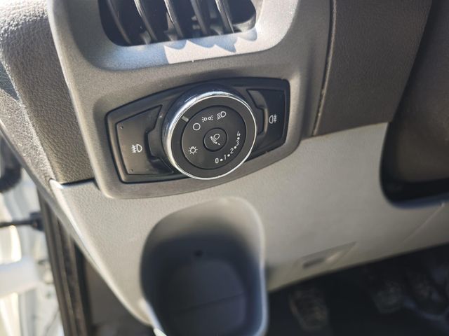 FORD Transit Custom Kombi 2.0 TDCI 77kW 310 L1 Ambiente