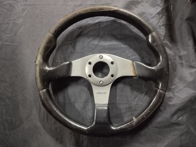 Volante momo D35 para retapizar