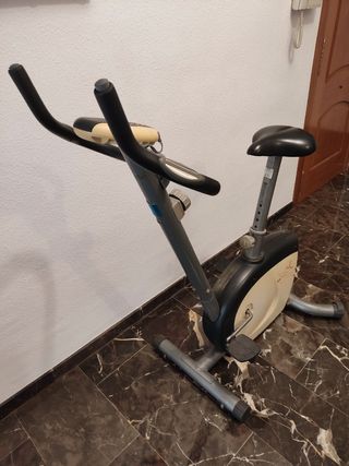 Bicicleta estática 