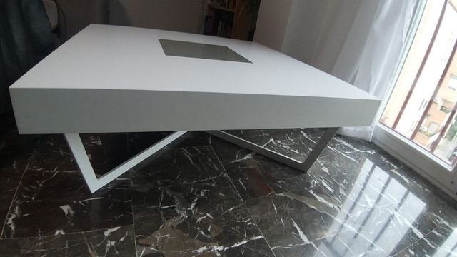 Magnífica Mesa Auxiliar elevable