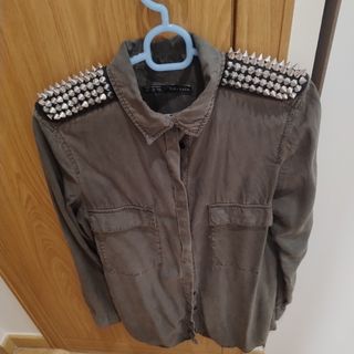 Camisa caqui Zara 