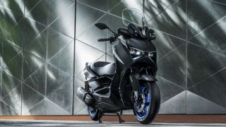 YAMAHA XMAX 125  nueva