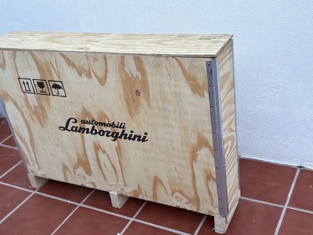 Caja lamborghini embalaje