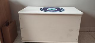 Baúl de almacenaje.