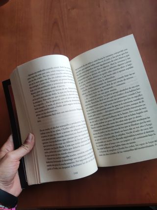 Crepúsculo (Saga Crepúsculo 1) (Spanish Edition)