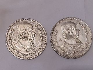 Lote de 2 monedas de plata mexicanas