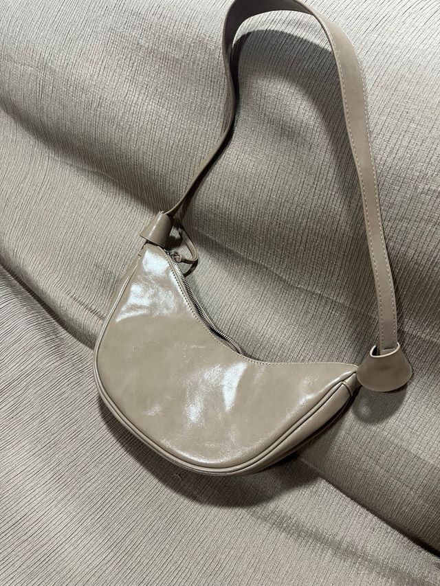 Bolso color beis de primark