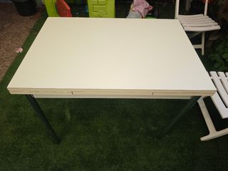 Mesa extensible