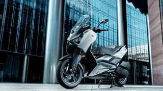 YAMAHA XMAX 300 Tech Max nueva