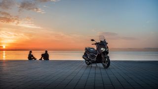 YAMAHA XMAX 300 Tech Max nueva