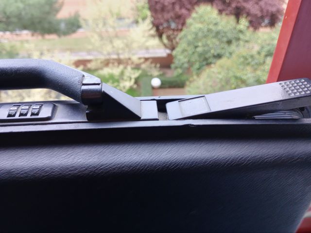 Maletín rígido samsonite