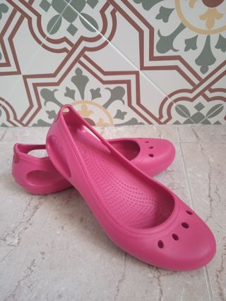 Bailarinas manoletinas Crocs 38 5.5