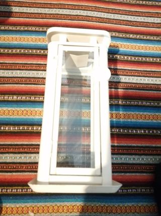 Candelabros de bronce y regalo.