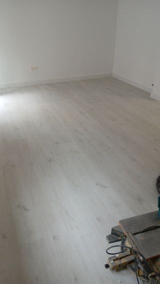 Tarima colocación con muchas esperiencia
