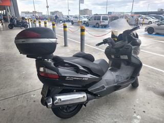 Suzuki Burgman 650 executive