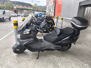 Suzuki Burgman 650 executive