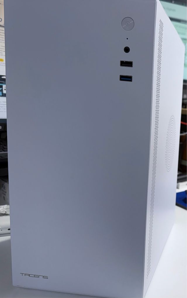 Pc core i7 2600 8gb ram Radeon hd6450