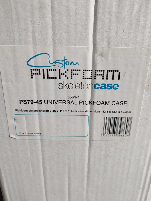 Valigia per DJ, Skelton Pickfoam case