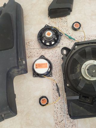 BMW e81 kit altavoces logic7 