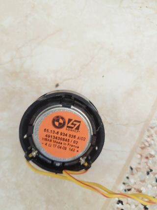 BMW e81 kit altavoces logic7 