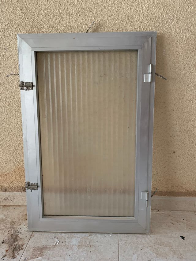 Ventana de aluminio