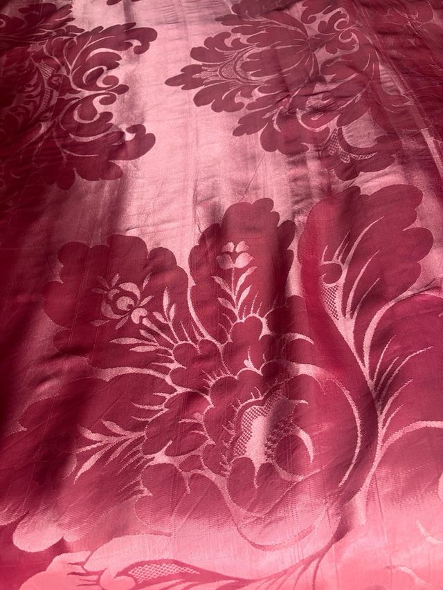 Copriletto damascato seta