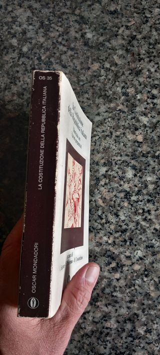 La Costituzione della Repubblica Italian