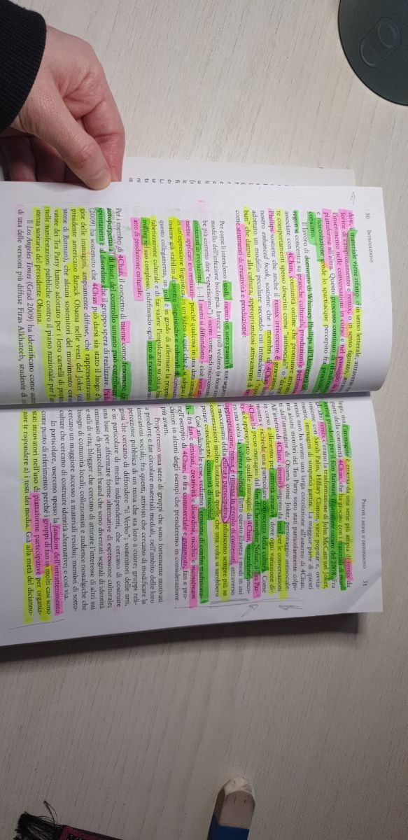 Libro "Spreadable media..." - H. Jenkins