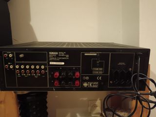 Amplificador stereo Yamaha AX-492 y Altavoces Bose