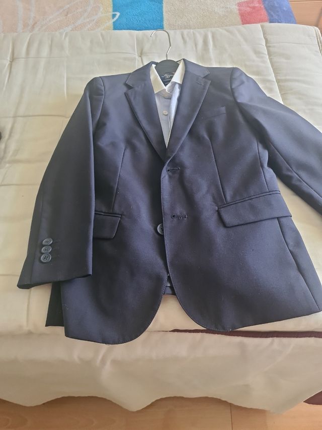 Traje niño 8-10 años celebraciones marca Tizzas