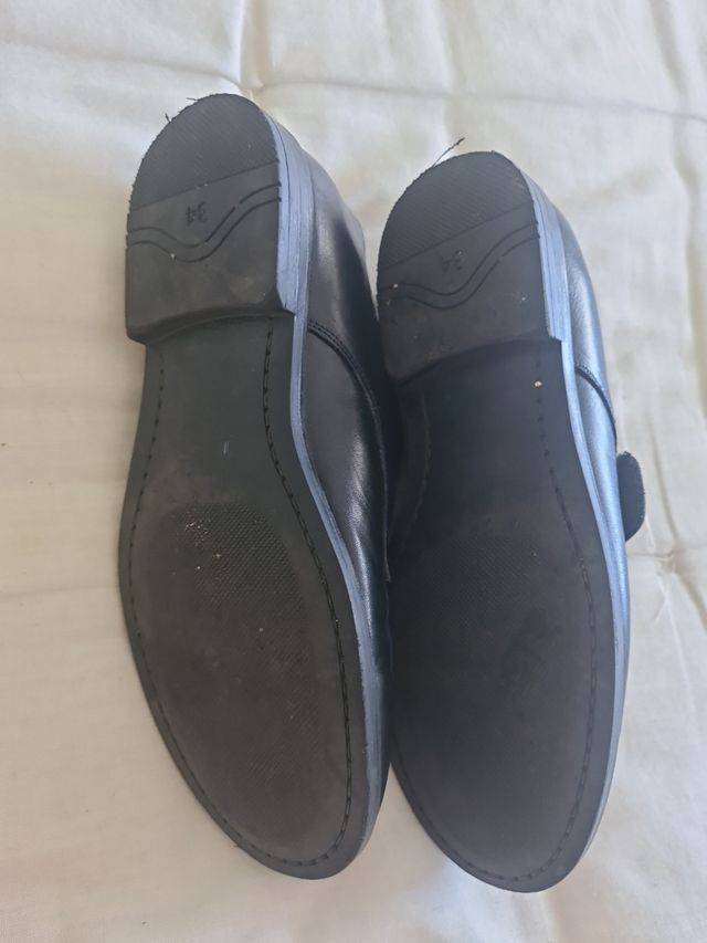 Zapatos marca Tizzas talla 34