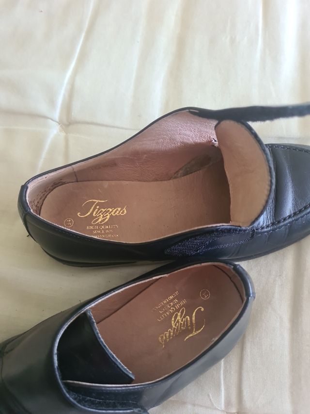 Zapatos marca Tizzas talla 34