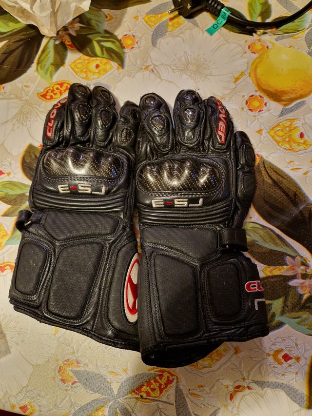 Guanti moto clover