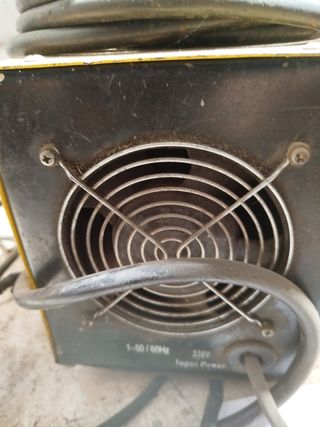 Soldadora eléctrica, careta y electrodos