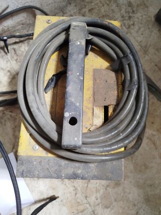 Soldadora eléctrica, careta y electrodos