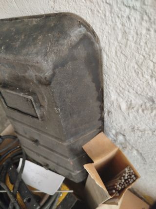 Soldadora eléctrica, careta y electrodos